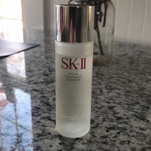 Sk II facial treatment essence
